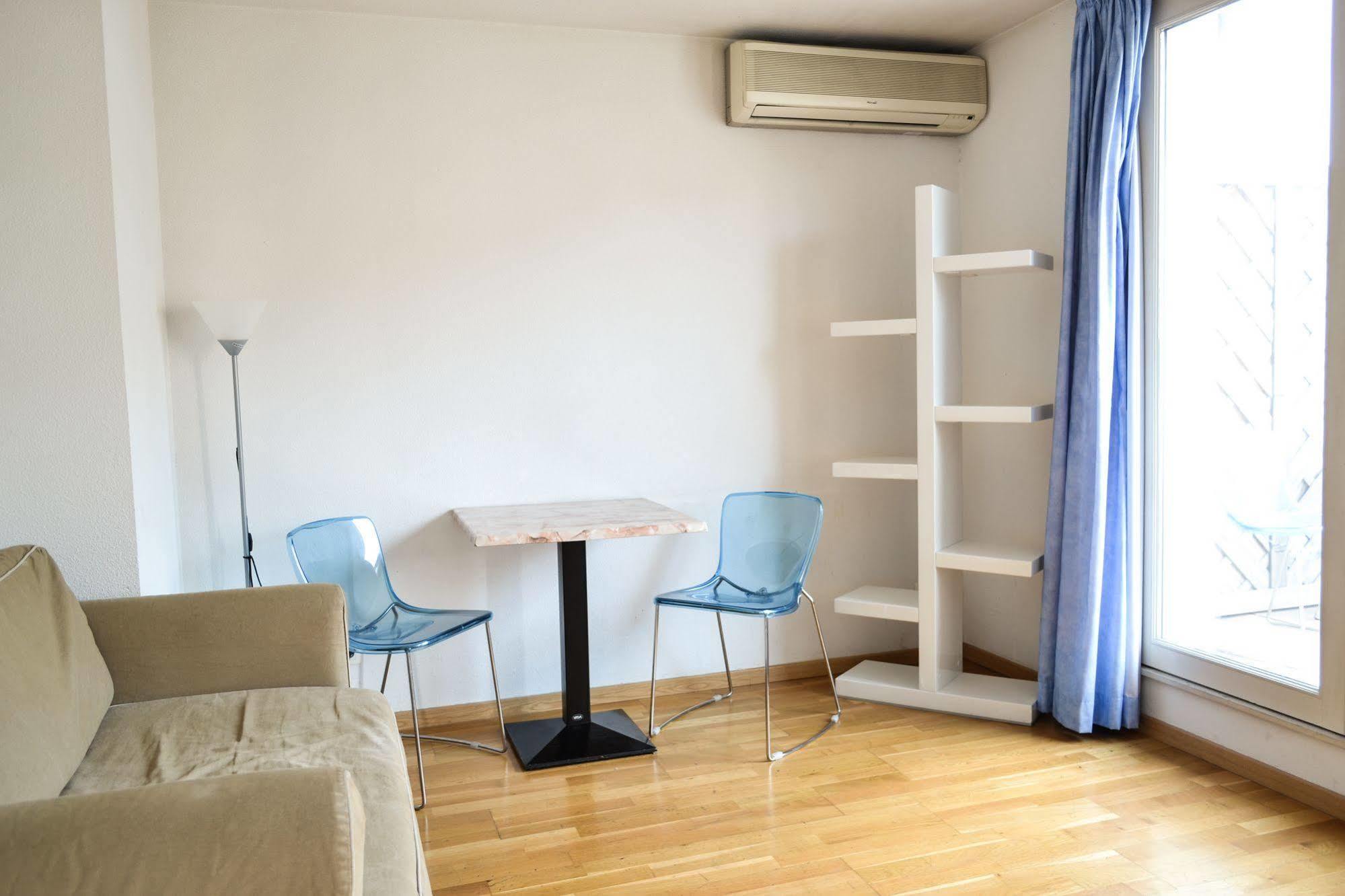 Residhotel Vieux Port Aparthotel Marsiglia