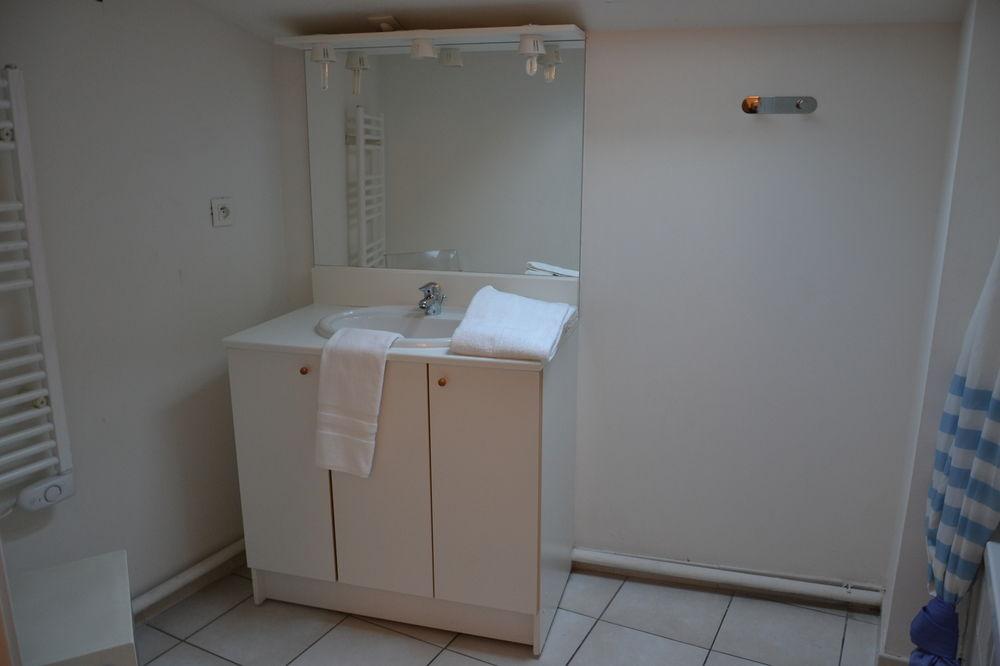 Apartahotel Residhotel Vieux Port 3*