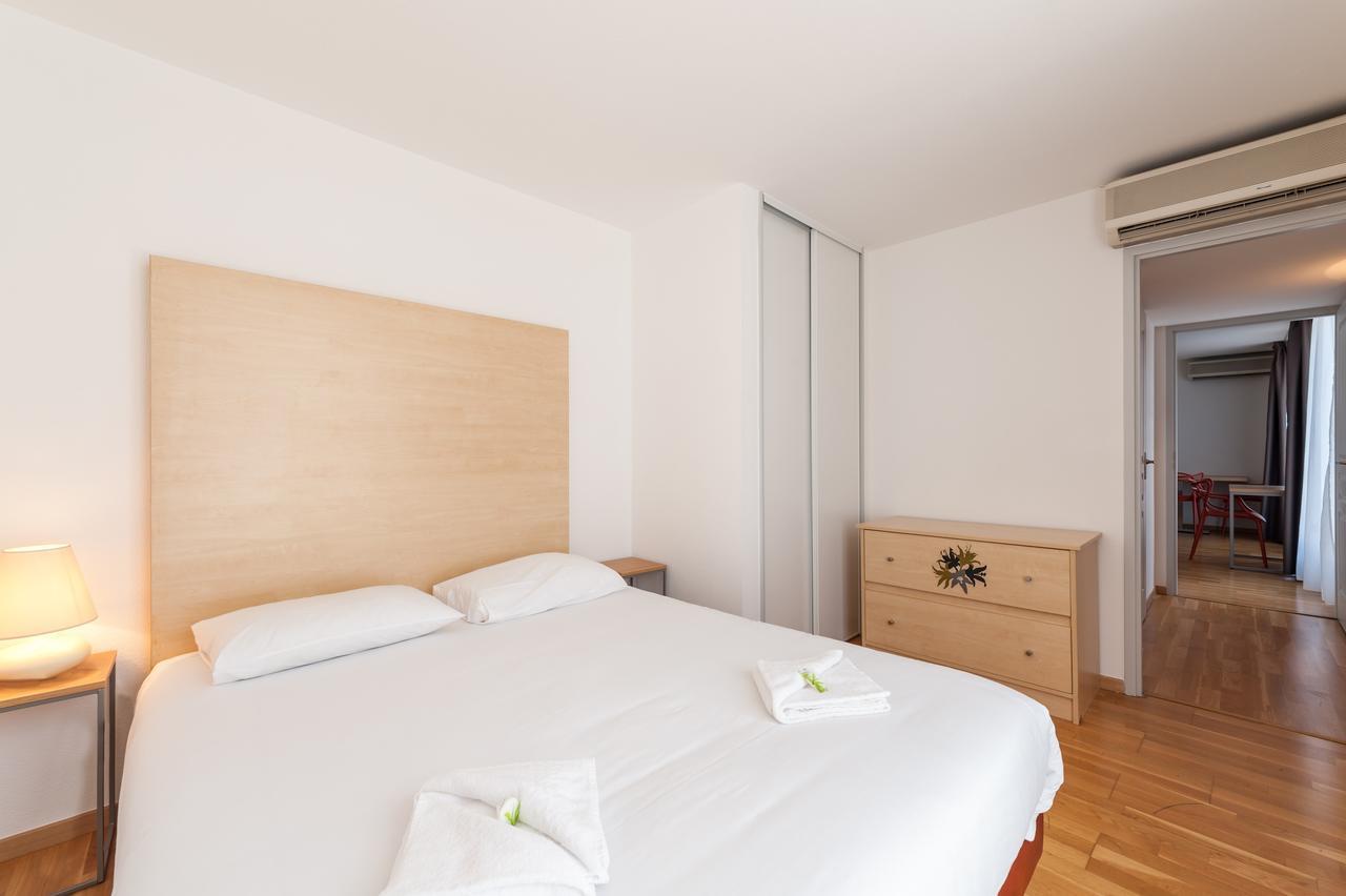 Apartahotel Residhotel Vieux Port 3*