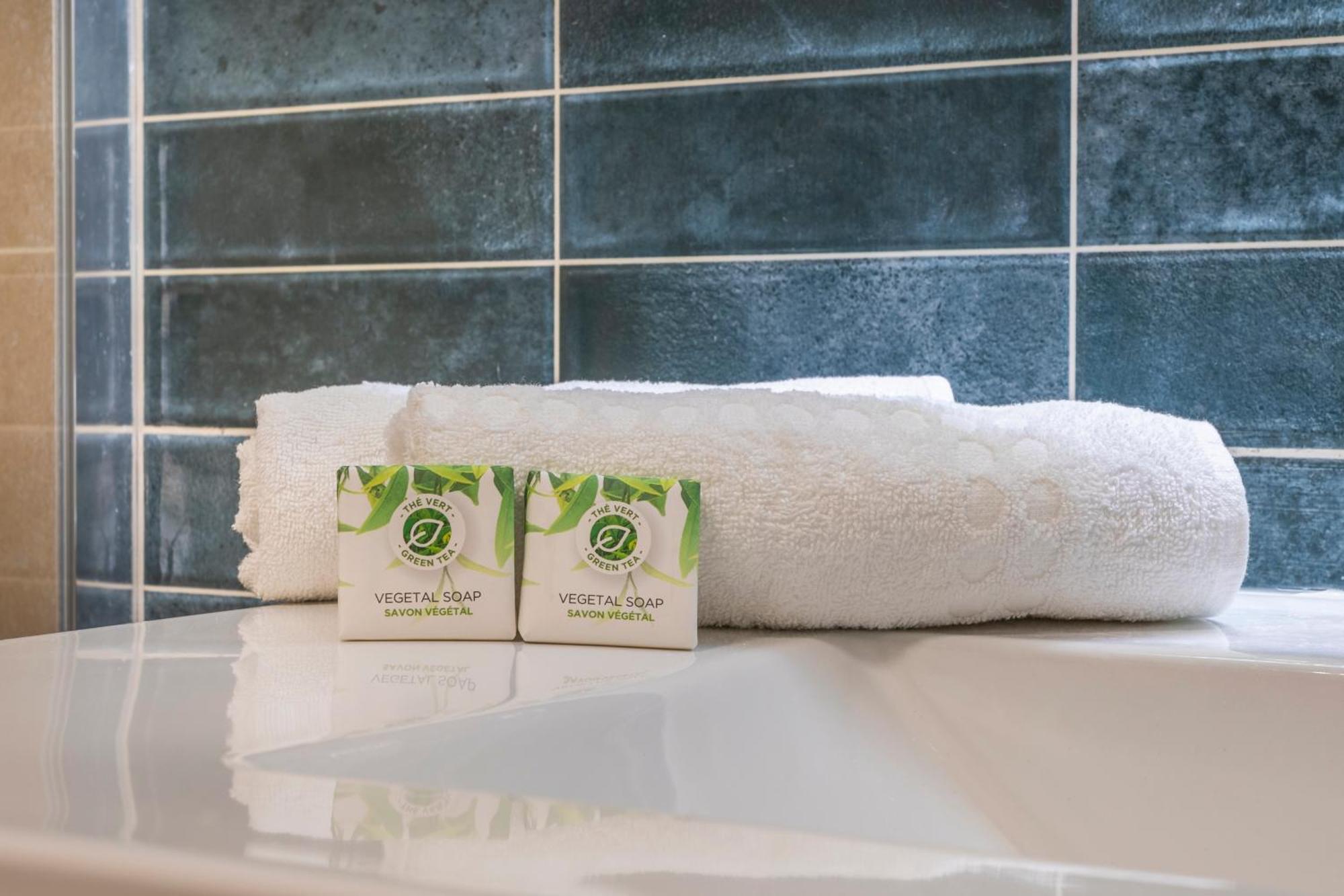 Appart hôtel Residhotel Vieux Port 3*