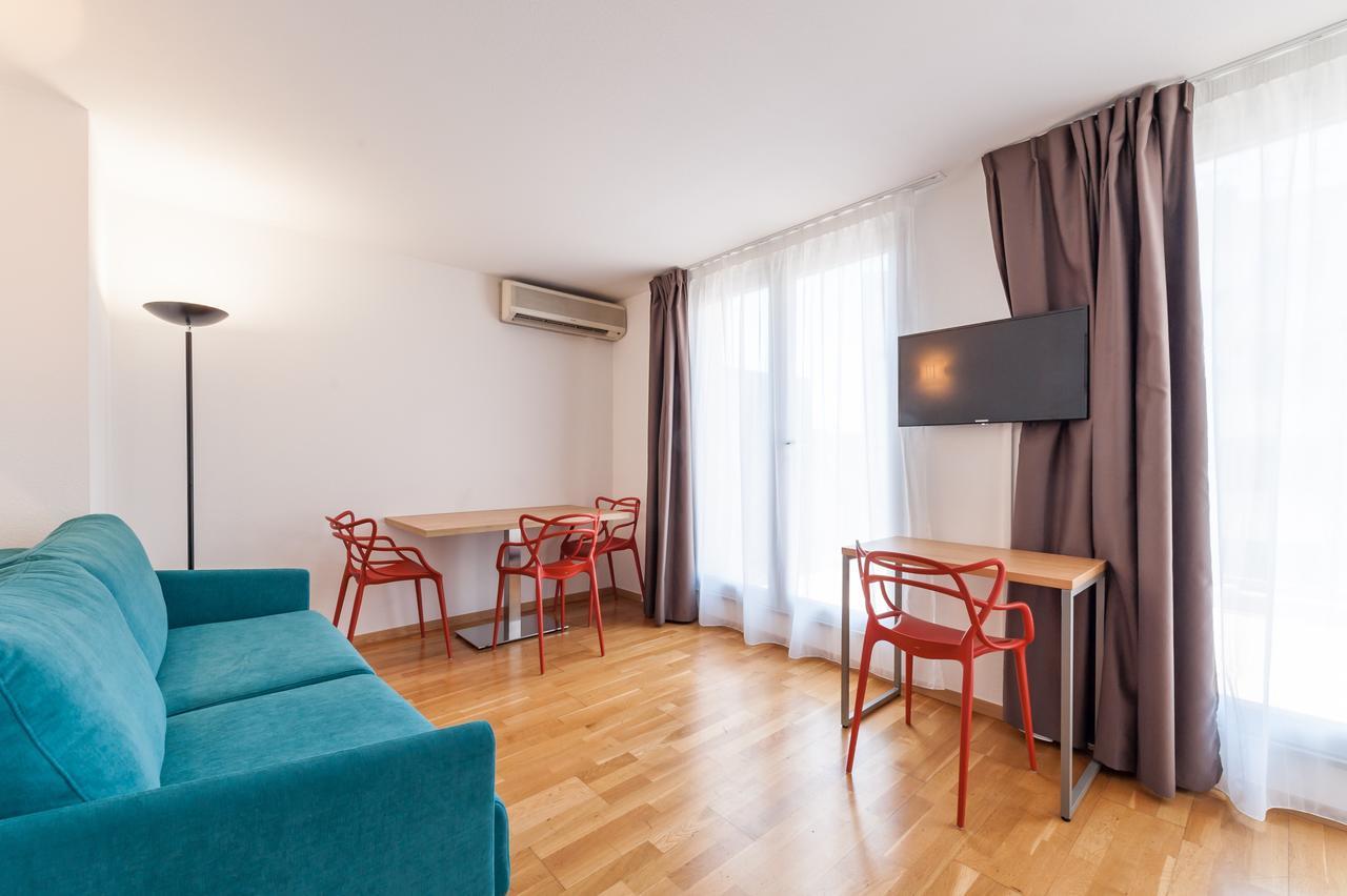 Appart hôtel Residhotel Vieux Port 3*
